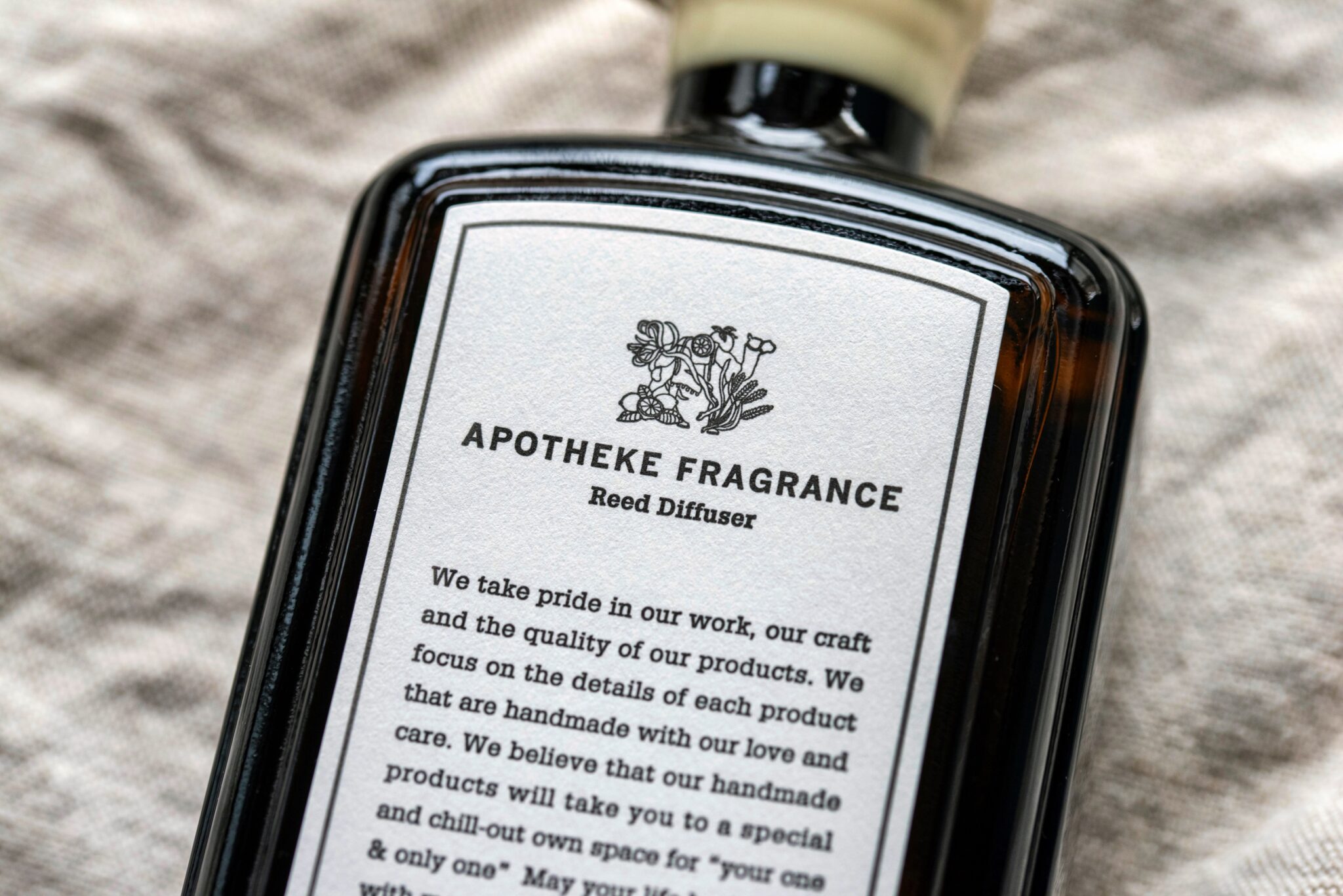 APOTHEKE FRAGRANCE / Brands | EE